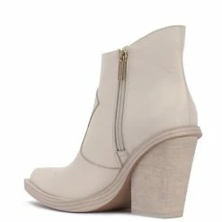 Brand new 🤩 Jessica Simpson Lesia Leather Embroidered Western Booties Chalk 🤩 -Jessica Simpson shop unnamed file 1302